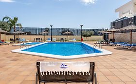 Hotel Abril